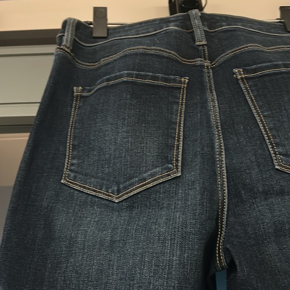 Liverpool size 8/29 skinny jean dark wash barely worn - Picture 4 of 5